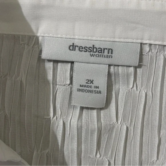 Dressbarn White Textured Blouse - Picture 3 of 6